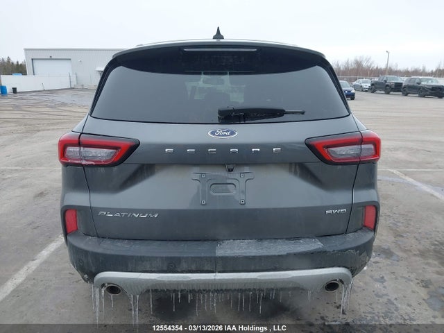 1FMCU9JAXPUA57141 Ford Escape Platinum