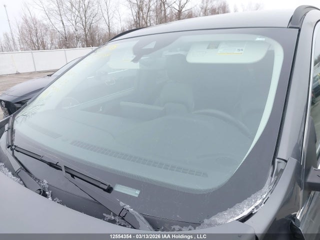 1FMCU9JAXPUA57141 Ford Escape Platinum