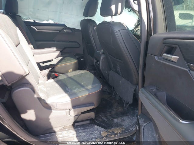 GMC Acadia At4 Awd 2025 1GKENPRS2SJ217068 Image 8