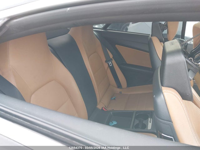 2010 Mercedes-benz E 350 მანქანა იყიდება აუქციონზე, vin: WDDKJ5GB1AF052543, აუქციონის ნომერი: 12554370