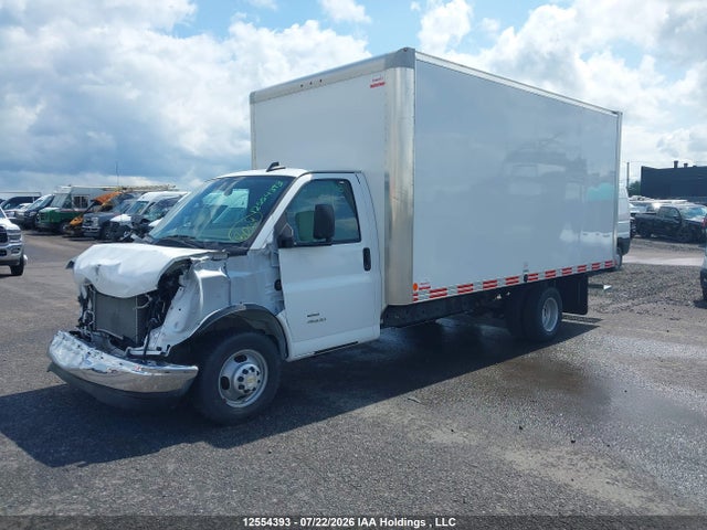 Chevrolet Express G4500 2024 1HA6GVC7XRN014737 Image 2
