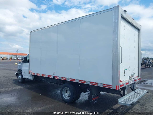 Chevrolet Express G4500 2024 1HA6GVC7XRN014737 Image 3