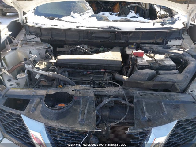 2015 Nissan Rogue S/sl/sv მანქანა იყიდება აუქციონზე, vin: 5N1AT2MT1FC817931, აუქციონის ნომერი: 12554415