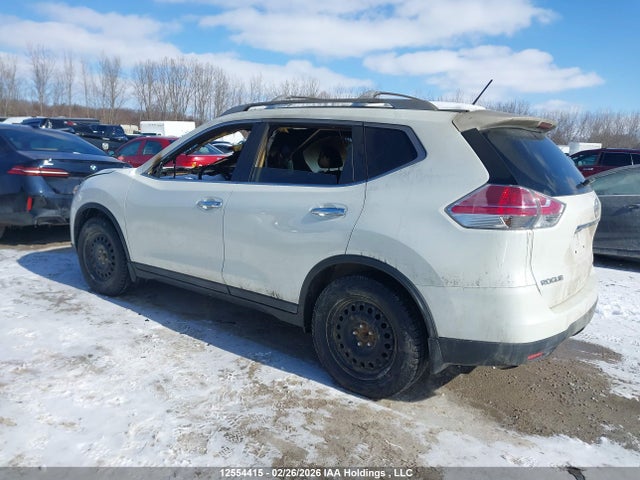 2015 Nissan Rogue S/sl/sv მანქანა იყიდება აუქციონზე, vin: 5N1AT2MT1FC817931, აუქციონის ნომერი: 12554415