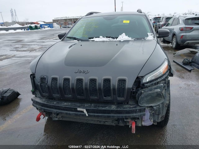12554417 :رقم المزاد ، 1C4PJMBS4HW569685 vin ، 2017 Jeep Cherokee Trailhawk مزاد بيع