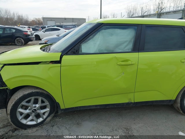 2020 Kia Soul Ex მანქანა იყიდება აუქციონზე, vin: KNDJ33AU2L7097227, აუქციონის ნომერი: 12554425