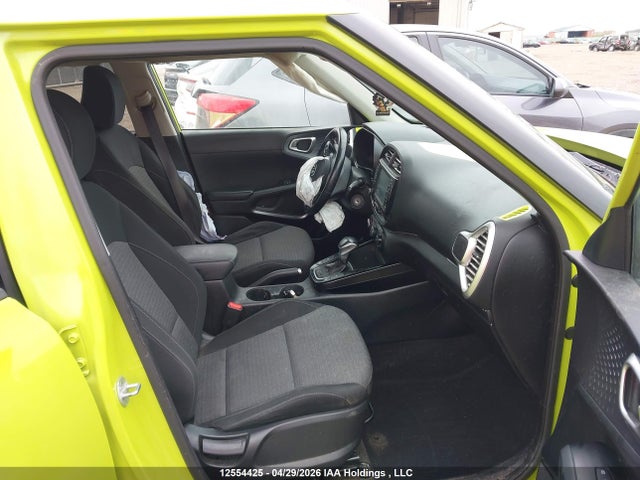 2020 Kia Soul Ex მანქანა იყიდება აუქციონზე, vin: KNDJ33AU2L7097227, აუქციონის ნომერი: 12554425