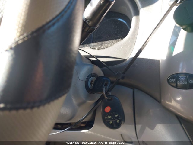 2006 Toyota Sienna Ce/le მანქანა იყიდება აუქციონზე, vin: 5TDZA23C96S505238, აუქციონის ნომერი: 12554433