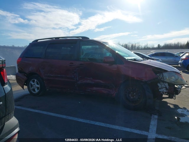 2006 Toyota Sienna Ce/le მანქანა იყიდება აუქციონზე, vin: 5TDZA23C96S505238, აუქციონის ნომერი: 12554433