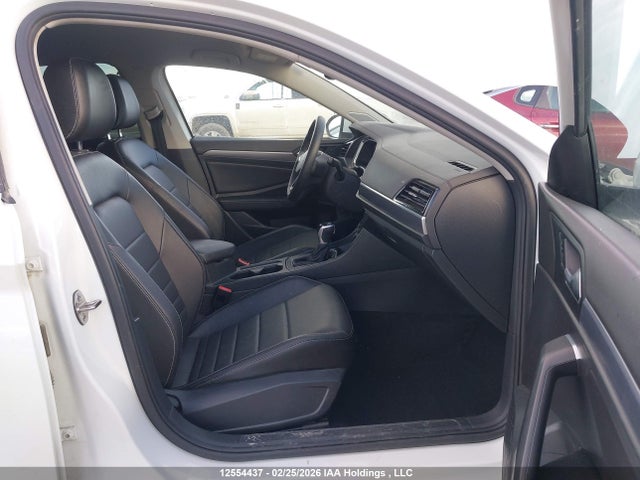 3VWEM7BU9NM001328 Volkswagen Jetta Comfortline