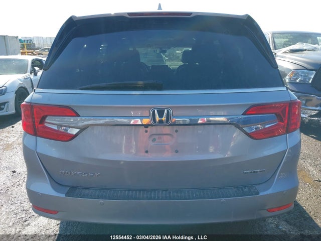 5FNRL6H8XJB503226 Honda Odyssey Touring