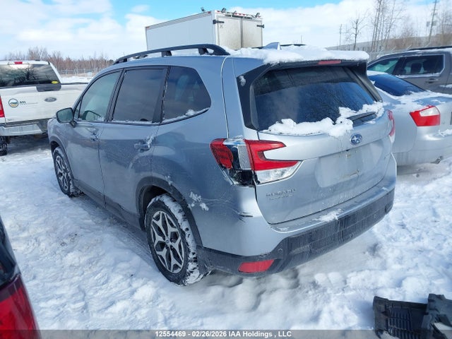 Продажа на аукционе авто 2022 Subaru Forester Premium, vin: JF2SKEEC0NH485334, номер лота: 12554469