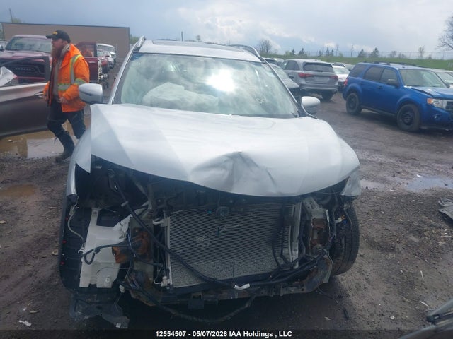 5N1AT2MV4GC872103 Nissan Rogue S/sl Premium/sv