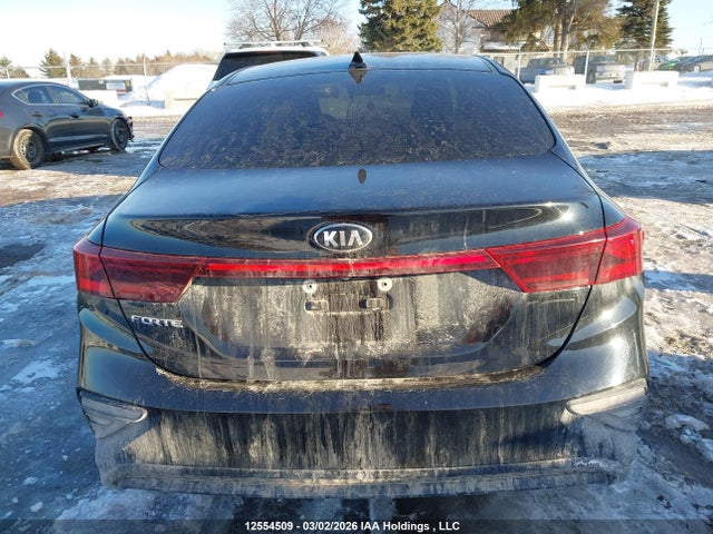 3KPF24AD1ME308112 KIA FORTE LX
