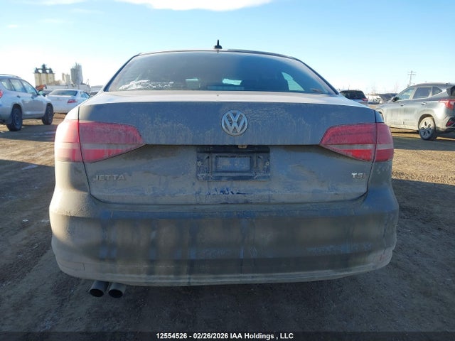 3VWD07AJ5FM404903 Volkswagen JETTA SE
