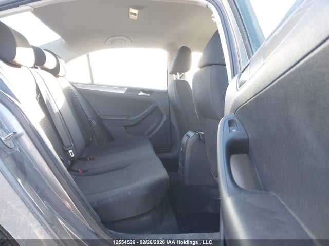 3VWD07AJ5FM404903 Volkswagen JETTA SE