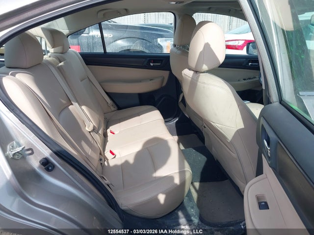 4S3BNCN62F3066274 Subaru Legacy 2.5i Limited Package