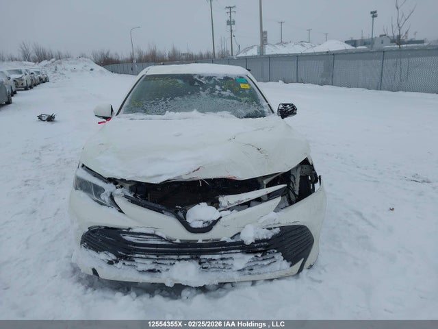 4T1B31HK4JU500017 Toyota Camry Hybrid Le