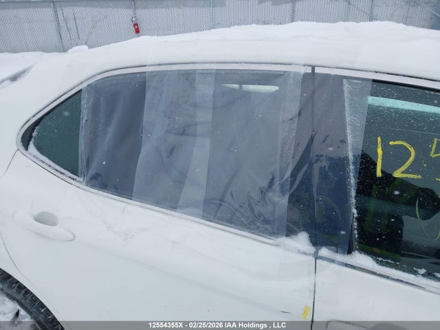 4T1B31HK4JU500017 Toyota Camry Hybrid Le