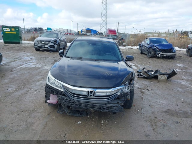 1HGCR2F08GA801920 Honda Accord Touring