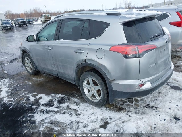 2T3ZFREVXGW273659 Toyota RAV4 LE
