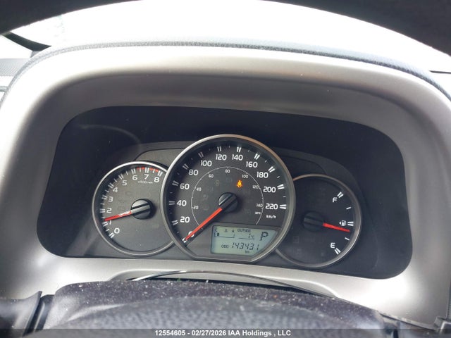 2T3ZFREVXGW273659 Toyota RAV4 LE