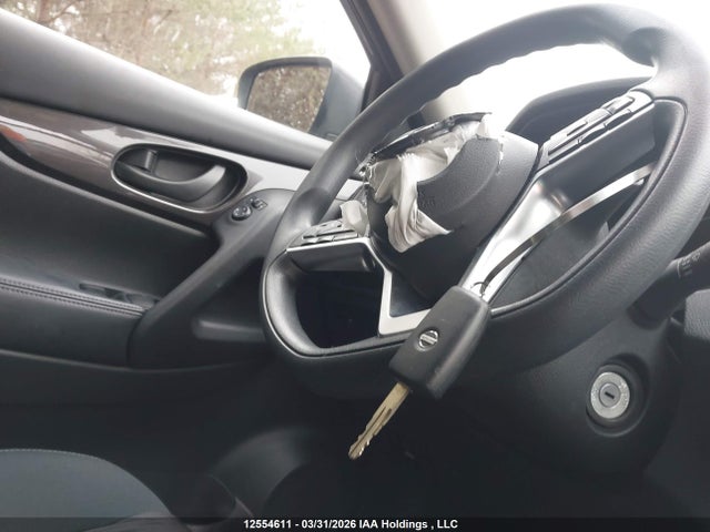 5N1AT2MT8KC778233 Nissan Rogue