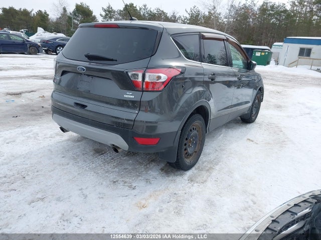 1FMCU0GD6HUA06752 Ford ESCAPE SE