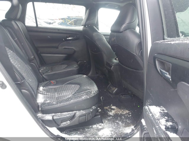 5TDLZRBHXMS069212 Toyota Highlander Xse