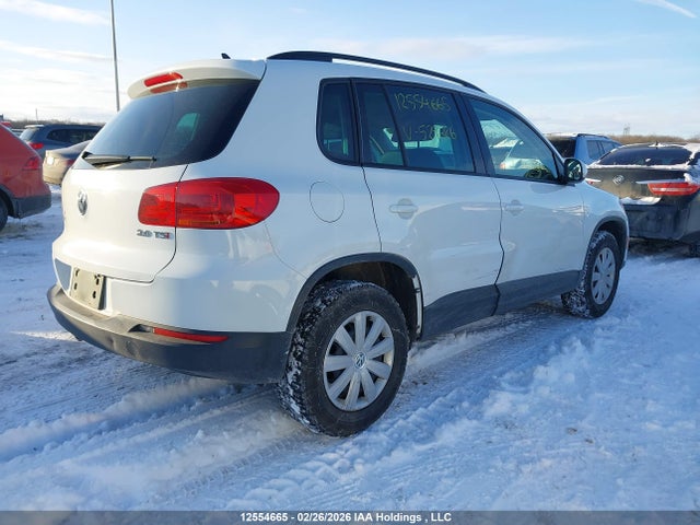 WVGHV7AX8FW529626 Volkswagen Tiguan Comfortline/trendline