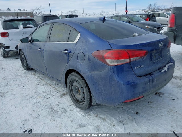3KPFL4A88JE277369 KIA Forte