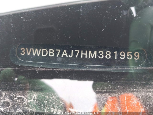 12554724 :رقم المزاد ، 3VWDB7AJ7HM381959 vin ، 2017 Volkswagen Jetta Se مزاد بيع