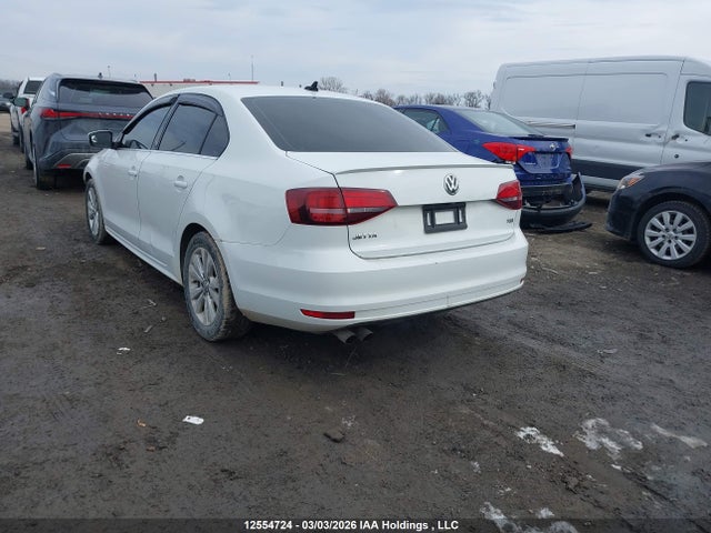 12554724 :رقم المزاد ، 3VWDB7AJ7HM381959 vin ، 2017 Volkswagen Jetta Se مزاد بيع