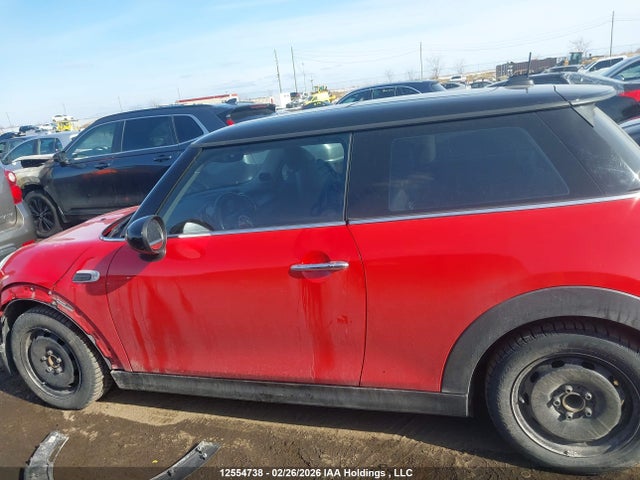 WMWXP5C56K2H31831 Mini 3 Door Cooper