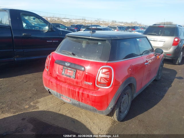 WMWXP5C56K2H31831 Mini 3 Door Cooper