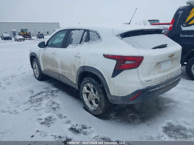 KL77LFE21SC333888 Chevrolet TRAX LS