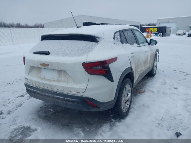 KL77LFE21SC333888 Chevrolet TRAX LS