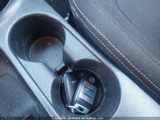 12554760 :رقم المزاد ، KNDJP3A52H7492027 vin ، 2017 Kia Soul Ex/ex Premium/ex Tech/ex+ مزاد بيع
