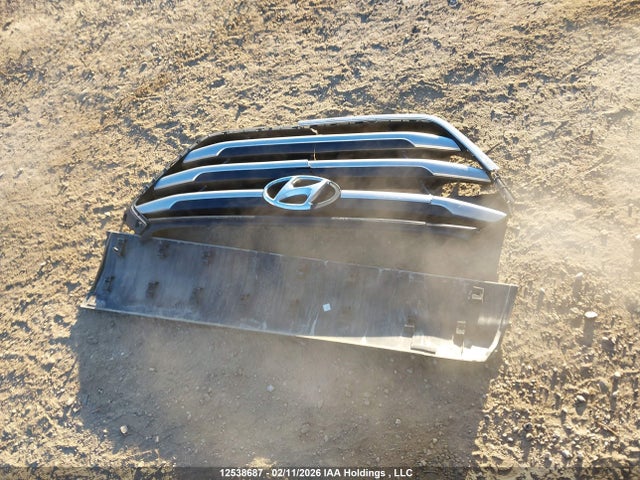 1FMCU9J93HUA34579 Ford Escape Titanium