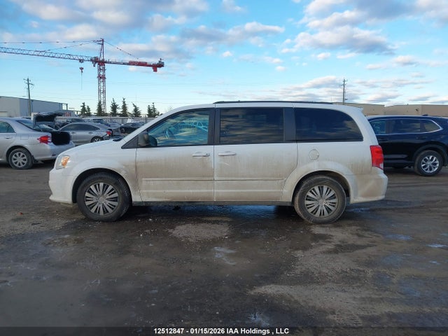 2C4RDGBG6FR530857 Dodge Grand Caravan Se/sxt