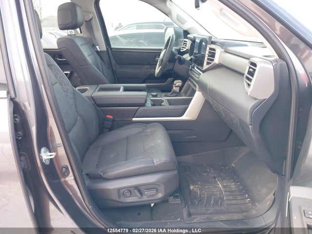2023 Toyota Tundra Crewmax Limited მანქანა იყიდება აუქციონზე, vin: 5TFJA5EC4PX014793, აუქციონის ნომერი: 12554779