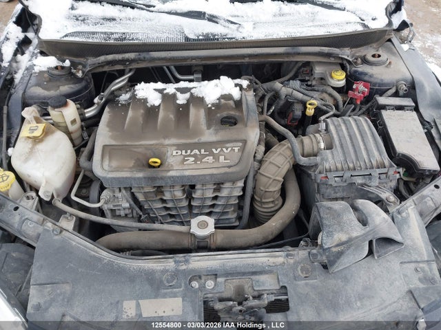 Chrysler 200 LX 2014 1C3CCBAB1EN229995 Image 10