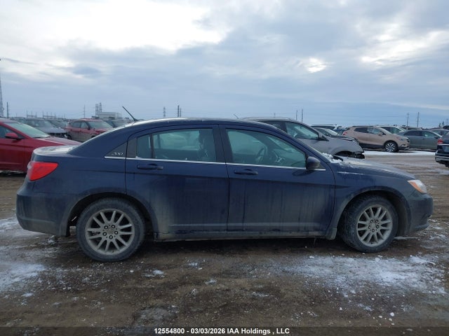 Chrysler 200 LX 2014 1C3CCBAB1EN229995 Image 14