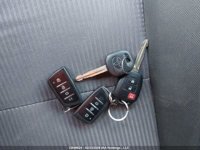 Scion TC 2015 JTKJF5C79FJ000986 Image 11