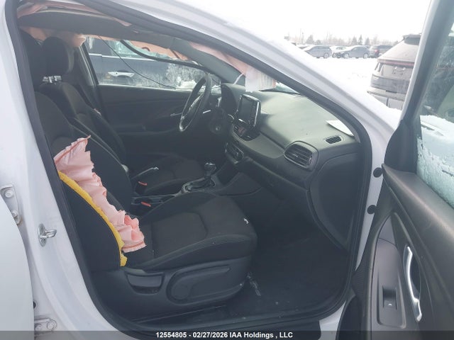 KMHH35LE1JU073205 Hyundai Elantra Gt Gl