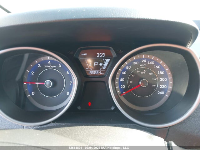 KMHDH4AH5FU323365 Hyundai Elantra