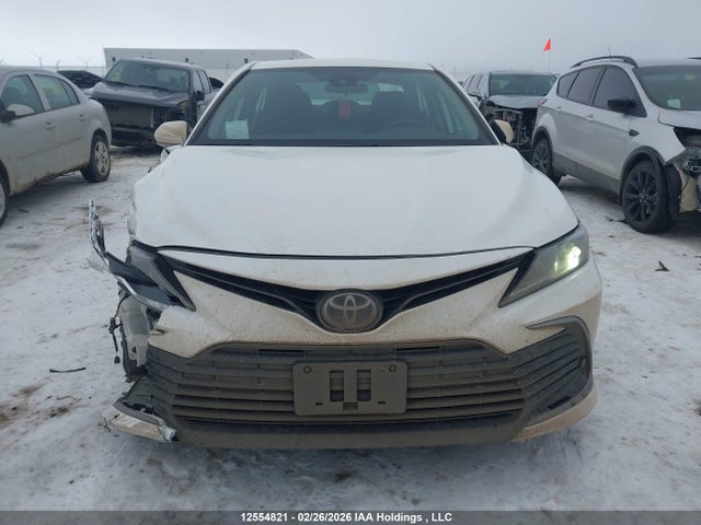 4T1C11AK4NU660361 Toyota CAMRY LE