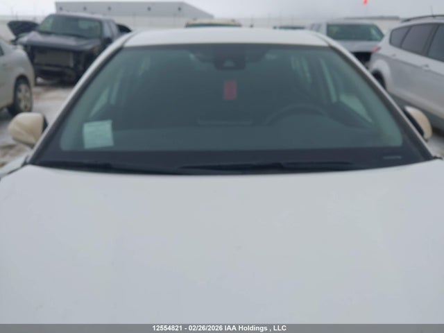 4T1C11AK4NU660361 Toyota CAMRY LE