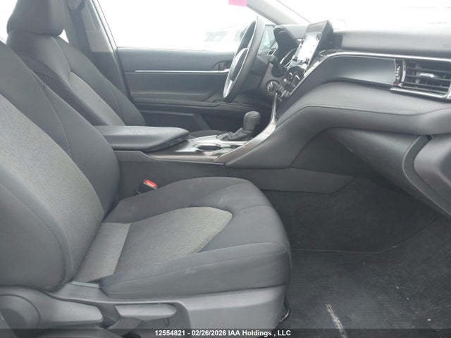 4T1C11AK4NU660361 Toyota CAMRY LE