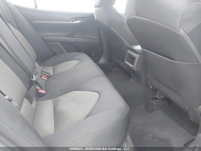 4T1C11AK4NU660361 Toyota CAMRY LE